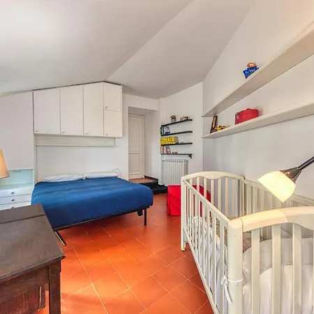 Apartment Salita Maggiolo 11 Nervi - Casaviva *
